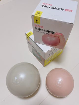 트라택 쿠셔닝 웨이트볼 0.5kg + 1kg SET — 5점을 준 리뷰어가 2022년 5월 올린 사용 사진