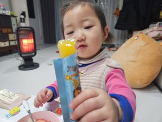 다나음 셀렌에 빠진 아연면역젤리 열대과일맛+사과맛 — 5점을 준 리뷰어가 2023년 1월 올린 사용 사진