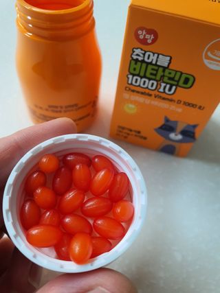 앙팡 츄어블 비타민D 1000 IU 130mg x 90정 — 5점을 준 리뷰어가 2022년 11월 올린 사용 사진