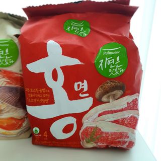 [풀무원] 자연은맛있다 정면, 백면, 홍면  세트 — 5점을 준 리뷰어가 2021년 4월 올린 사용 사진