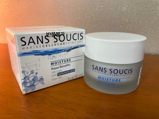 산수시 아쿠아 베네핏 24h 수부지 물광 속건조 수분크림 50ml — 4.5점을 준 리뷰어가 2021년 7월 올린 사용 사진