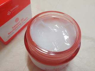 아이앤립 / EYENLIP 아이앤립 연어오일 리바이탈라이징 크림 — 5점을 준 리뷰어가 2021년 3월 올린 사용 사진
