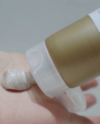스킨1004 [SKIN1004] 마다가스카르 센텔라 앰플 폼 125ml — 4.5점을 준 리뷰어가 2024년 8월 올린 사용 사진