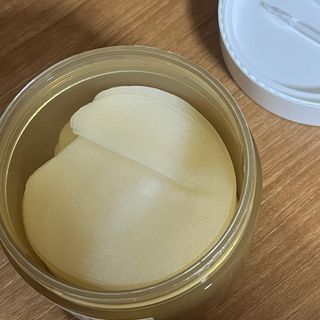 스킨1004 [SKIN1004] 마다가스카르 센텔라 퀵 카밍 패드 70매 130ml — 5점을 준 리뷰어가 2024년 12월 올린 사용 사진