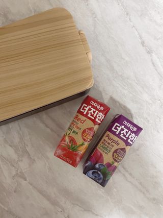 [롯데칠성] 야채듬뿍 더'진한 [롯데칠성] 야채는 이제 COLORFULL! 야채듬뿍  더 진한 레드 4개 +퍼플 4개 (총 8개) — 5점을 준 리뷰어가 2023년 6월 올린 사용 사진