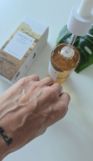 [스킨1004] 마다가스카르 센텔라 앰플 100ml — 5점을 준 리뷰어가 2024년 5월 올린 사용 사진
