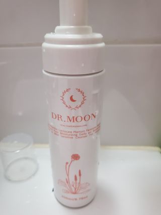 MF프리 [닥터문] 유산균 락토케어 질경초 여성청결제 200ml (폼타입) — 5점을 준 리뷰어가 2022년 6월 올린 사용 사진