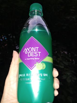 몽베스트 Montbest with Sparkling water Lime20병 — 5점을 준 리뷰어가 2021년 10월 올린 사용 사진