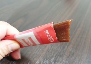[인디닥터] 타이탄 BCAA 프로틴 젤리스틱 — 4.5점을 준 리뷰어가 2022년 5월 올린 사용 사진