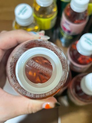 더그레잇티 콤부차 [매일유업] 더그레잇티 44kcal 콤부차 300ml *12개입 (오리지널 6개+베리리치 6개) — 5점을 준 리뷰어가 2023년 8월 올린 사용 사진
