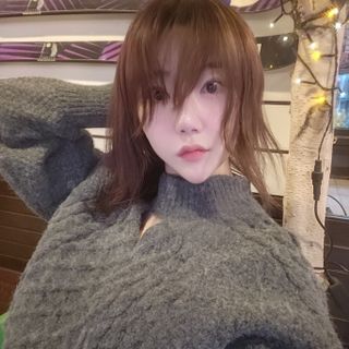 [유니프] 헤어 샤이니 핑크 컬러 트리트먼트240g — 5점을 준 리뷰어가 2023년 11월 올린 사용 사진