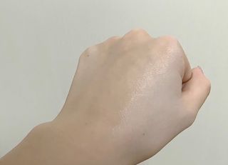 아이레시피 마일드시카 브라이트닝 업 선스크린 SPF50+ PA++++ — 5점을 준 리뷰어가 2023년 6월 올린 사용 사진