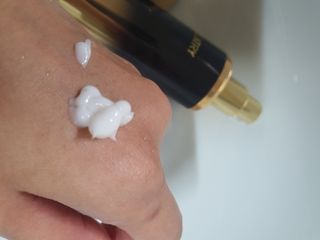 엘러트리 코리아 엘러트리 올인원 세럼 45ml — 5점을 준 리뷰어가 2022년 4월 올린 사용 사진