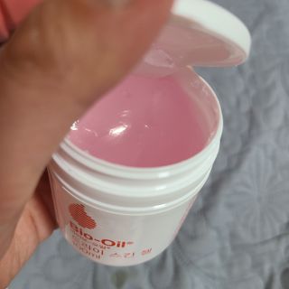 바이오오일 [바이오-오일] 드라이 스킨 젤 100ml — 5점을 준 리뷰어가 2021년 10월 올린 사용 사진
