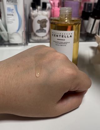 [스킨1004] 마다가스카르 센텔라 앰플 100ml — 5점을 준 리뷰어가 2024년 5월 올린 사용 사진