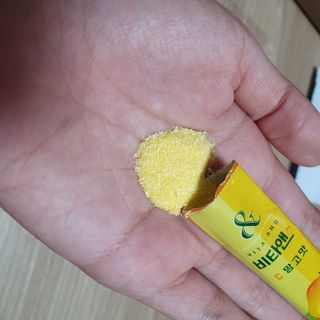 비타앤C 레몬맛, 망고맛 — 4.5점을 준 리뷰어가 2021년 7월 올린 사용 사진