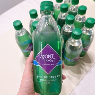 몽베스트 Montbest with Sparkling water Plain 20병 — 5점을 준 리뷰어가 2022년 7월 올린 사용 사진