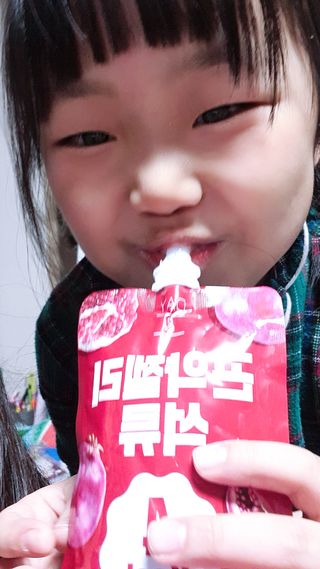참앤들황토농원 10가지 맛, 입맛대로 스페셜하게~ 가볍게 한 포 땡! 곤약젤리 스페셜 패키지 130ml x 30포 — 5점을 준 리뷰어가 2022년 12월 올린 사용 사진