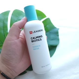 리더스코스메틱 리더스 카밍 바이오틱스 에센스 워터 — 5점을 준 리뷰어가 2022년 5월 올린 사용 사진