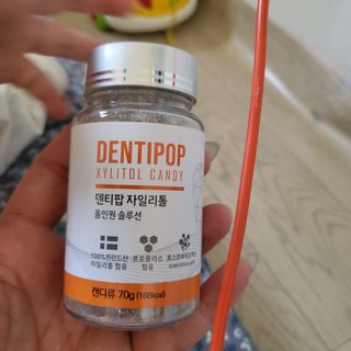 작심연구소 구취제거+충치예방+치아화이트닝 마법의 캔디 덴티팝3종(맛 랜덤 발송) — 5점을 준 리뷰어가 2022년 5월 올린 사용 사진