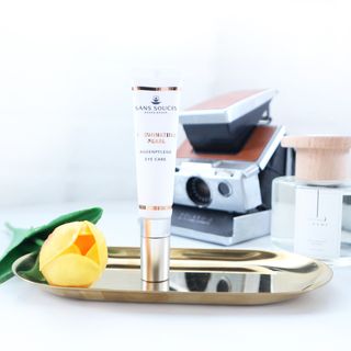 산수시 일루미네이팅 펄 영양 다크서클 스틱 아이 크림 케어 15ml — 5점을 준 리뷰어가 2021년 5월 올린 사용 사진