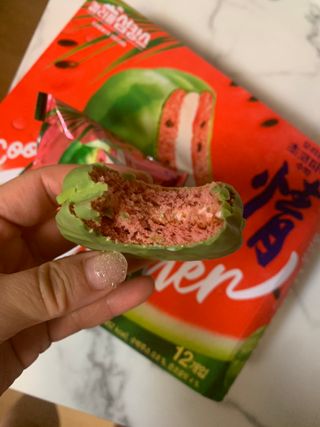 2022 오리온 여름한정판 초코파이 수박 / 포카칩 훌라망고맛 / 포카칩 라임모히또맛 — 5점을 준 리뷰어가 2022년 7월 올린 사용 사진