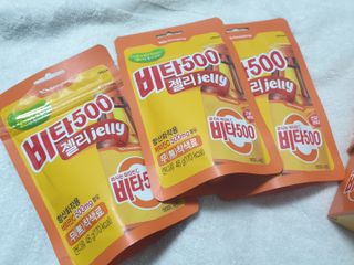 광동생활건강 [광동] 비타500데일리스틱 70포+쇼핑백+구미3개 — 5점을 준 리뷰어가 2022년 1월 올린 사용 사진