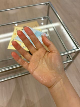 세뚜아(Cettua) [세뚜아] 모이스처 밸런싱 페이셜 마스크 Cettua Moisture Balancing Facial Mask 5매 — 5점을 준 리뷰어가 2024년 4월 올린 사용 사진