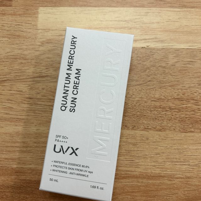 UVX 퀀텀 머큐리 데일리 선크림 리뷰 사진