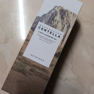 스킨1004 [SKIN1004] 마다가스카르 센텔라 라이트 클렌징 오일 200ml — 5점을 준 리뷰어가 2024년 7월 올린 사용 사진