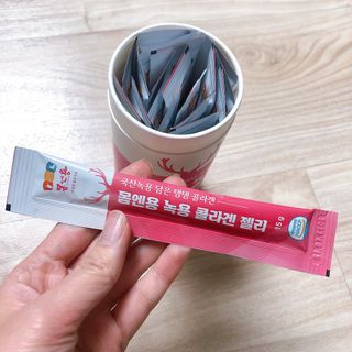 [몸엔용] 녹용 담은 탱탱 콜라겐 녹용 콜라겐 젤리 15g x 20포 — 5점을 준 리뷰어가 2022년 4월 올린 사용 사진