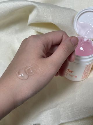 바이오오일 [바이오-오일] 드라이 스킨 젤 100ml — 5점을 준 리뷰어가 2021년 12월 올린 사용 사진