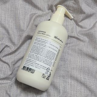 [위켄더스] 끈적임 없이 수분감을 채워주는 핸드& 바디로션 1종 랜덤발송 — 5점을 준 리뷰어가 2022년 5월 올린 사용 사진