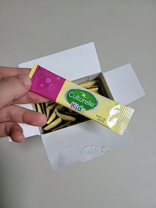 광동생활건강 [세계판매1위 유산균] 컬처렐 키즈 패킷 30포1박스 — 5점을 준 리뷰어가 2022년 7월 올린 사용 사진