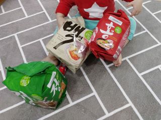 [풀무원] 자연은맛있다 정면, 백면, 홍면  세트 — 5점을 준 리뷰어가 2021년 4월 올린 사용 사진