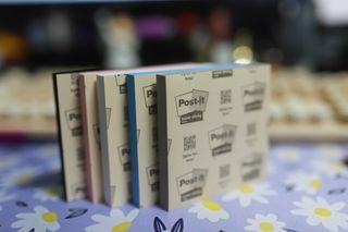 [3M] 포스트잇 점착메모지 강한점착용 노트654 심플리서린 5패드 430매 — 5점을 준 리뷰어가 2024년 9월 올린 사용 사진
