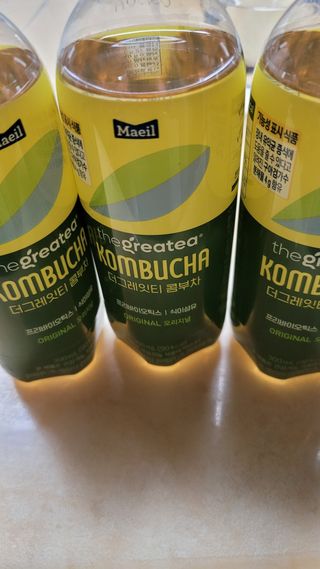 더그레잇티 콤부차 300ml *12개입 (오리지널 6개+베리리치 6개) — 5점을 준 리뷰어가 2022년 7월 올린 사용 사진
