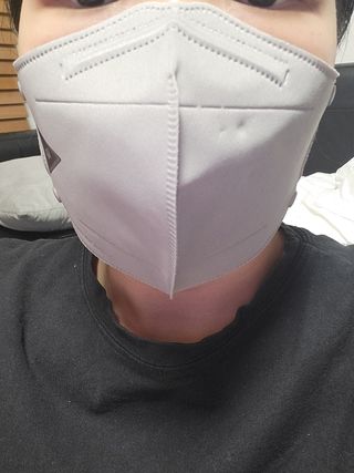 아이엘이 ILE 친환경 새부리형 방수 마스크 — 5점을 준 리뷰어가 2022년 4월 올린 사용 사진