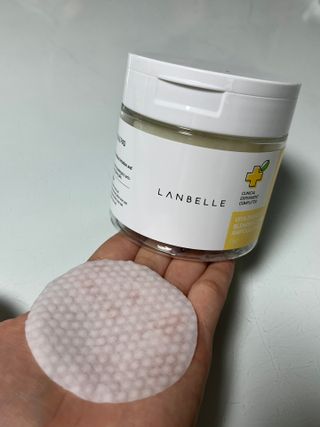 랑벨 비타 에너지 잡티 앰플 패드 65매 (투명하고 밝은 얼굴 광채패드) — 5점을 준 리뷰어가 2022년 6월 올린 사용 사진