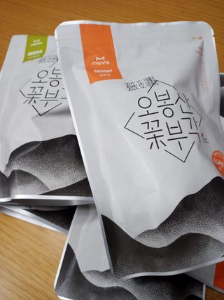 오봉산꽃부각 [만나식품] 오봉산 꽃부각 3가지 맛(오리지널, 새우맛, 매운고추맛) — 5점을 준 리뷰어가 2022년 12월 올린 사용 사진