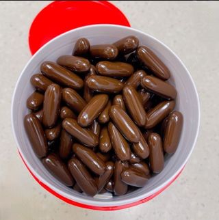Swisse 스위스 고함량 프로폴리스 2,000mg 210정 — 4.5점을 준 리뷰어가 2021년 11월 올린 사용 사진