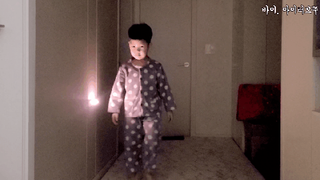 아카라 어두울 때만 켜지는 스마트 무선 센서등 — 5점을 준 리뷰어가 2021년 10월 올린 사용 사진