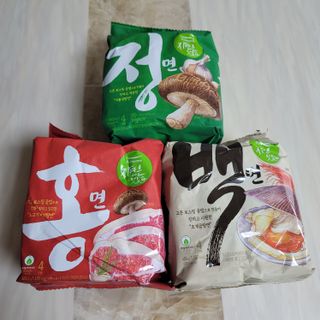 [풀무원] 자연은맛있다 정면, 백면, 홍면  세트 — 5점을 준 리뷰어가 2021년 4월 올린 사용 사진