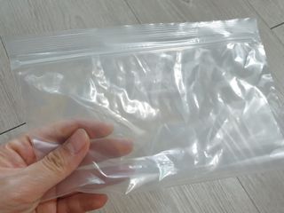 노플(NOPL) 노플 친환경 바이오 산화 생분해  항균 일회용 위생 비닐장갑 100매 + 지퍼백 소형, 대형 — 5점을 준 리뷰어가 2021년 10월 올린 사용 사진