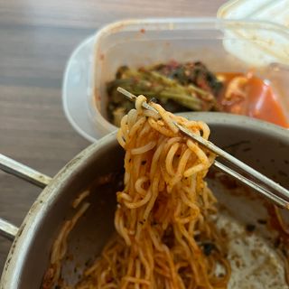 [한면원] 비빔국수 2인분 — 5점을 준 리뷰어가 2022년 8월 올린 사용 사진