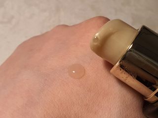 수려한 더블랙세럼 15ml — 4.5점을 준 리뷰어가 2022년 3월 올린 사용 사진