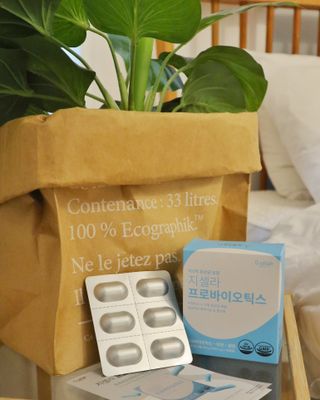 [지셀라] 프로바이오틱스 100억 유산균 보장 (1개월분 / 350mg X 30캡슐) — 5점을 준 리뷰어가 2023년 4월 올린 사용 사진