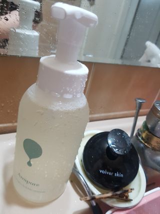 아미퓨어 [라이브] 피부장벽 강화를 위한 머랭 버블 클렌저 천연계면활성제로 온가족 사용가능 — 5점을 준 리뷰어가 2021년 6월 올린 사용 사진