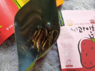 아비삭과일칩 5종 /딸기,사과,배,귤,무화과 5종 — 5점을 준 리뷰어가 2021년 4월 올린 사용 사진