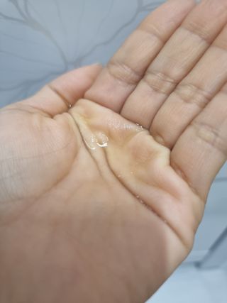 오투에니원 갈락토미세스 리바이탈라이징 프리미엄 화이트닝 에센스 50ml — 5점을 준 리뷰어가 2023년 1월 올린 사용 사진